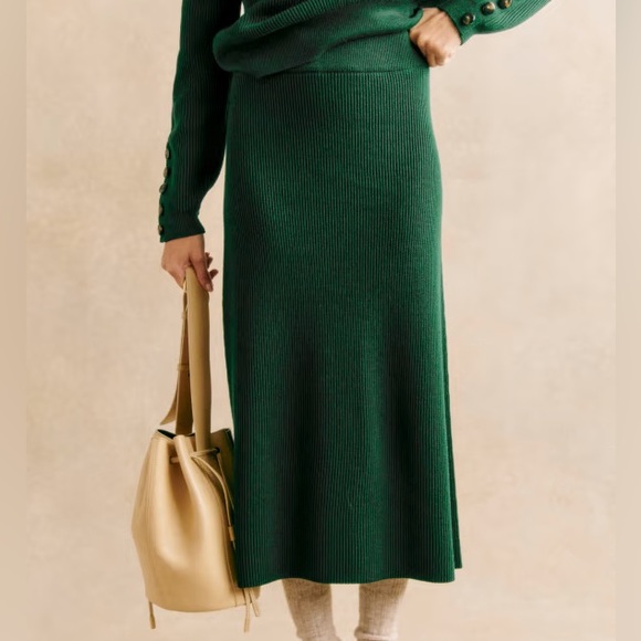 Sézane Naelle skirt size s EUC bottle green - Picture 1 of 3